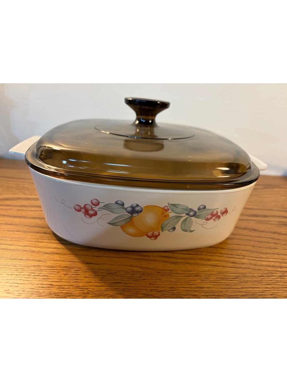 Vintage Corning Ware "Abundance" 2L Casserole Dish A-2-B with Amber Pyrex Lid